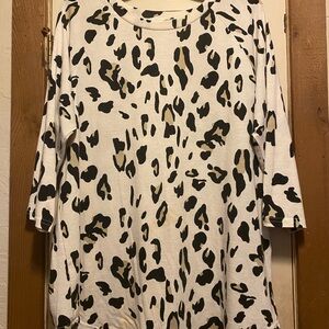 Tickled Teal Cream and Black  3/4 Sleeve Tee